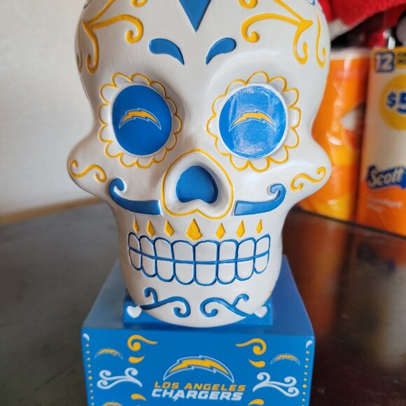 San Diego Chargers sugar skull - Picture 6 of 6
